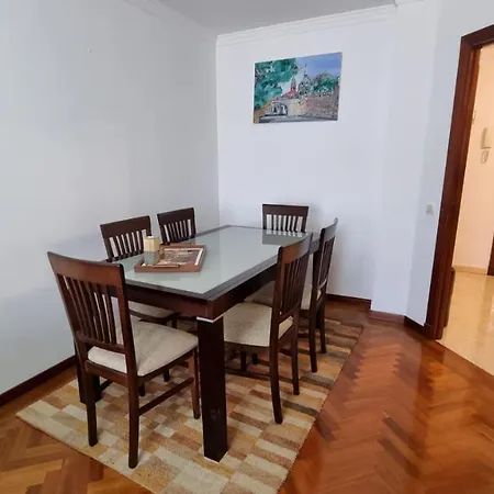 Beautiful Apartment With Terrace In Vila *