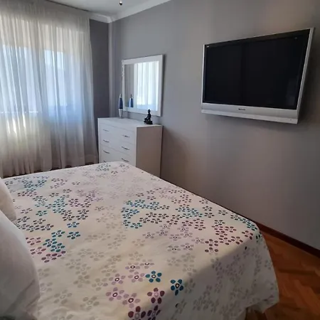 Beautiful Apartment With Terrace In Vila Vilagarcia de Arousa